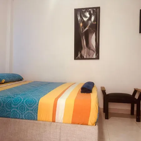 Apto Céntrico Torices 1 Piso 2 * Cartagena